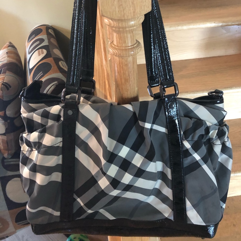 Burberry Bag - Picture 1 of 8